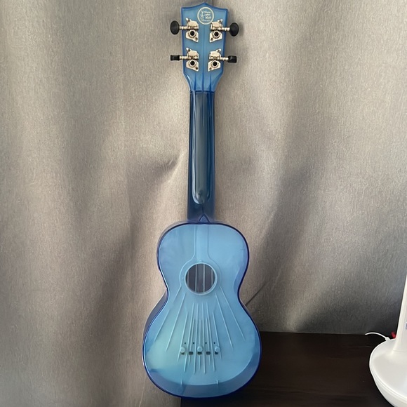 Custom Ukulele - Picture 2 of 6
